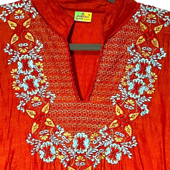 Vintage Embroidered Silk Kurta - Picture 1 of 12